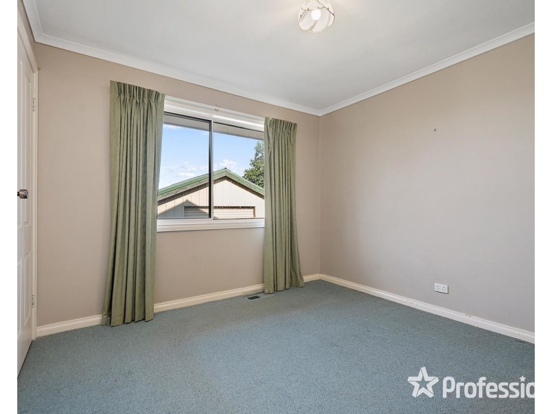 42 Daymar Drive, Mooroolbark VIC 3138