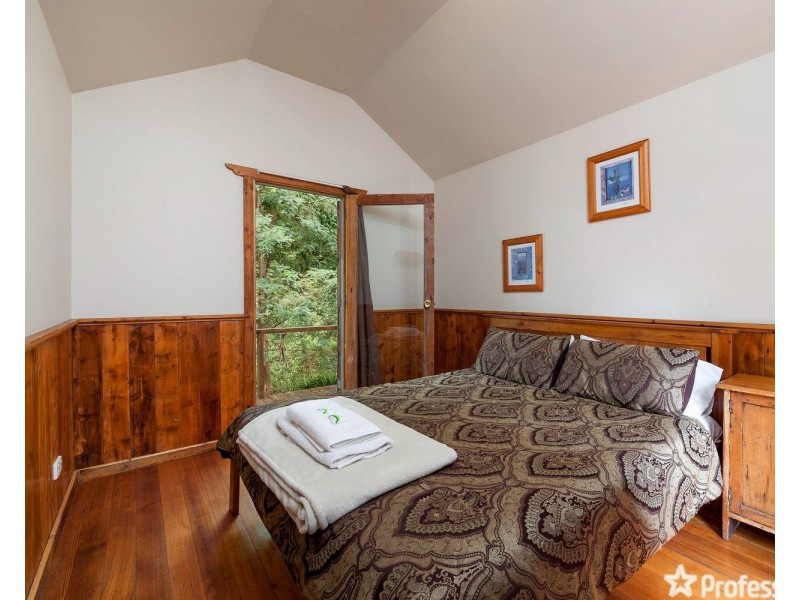 1600 Woods Point Road, Mcmahons Creek VIC 3799