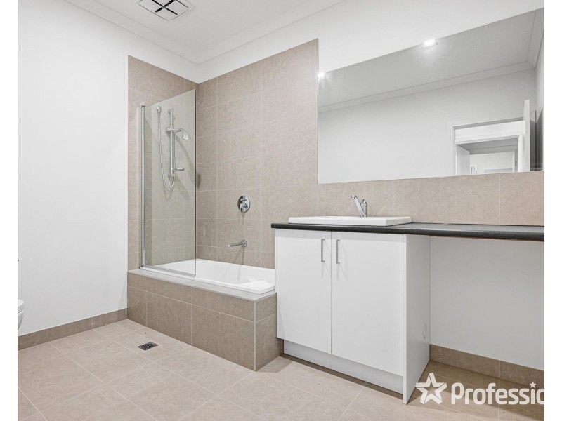 3/28 Hawthory Road, Kilsyth VIC 3137
