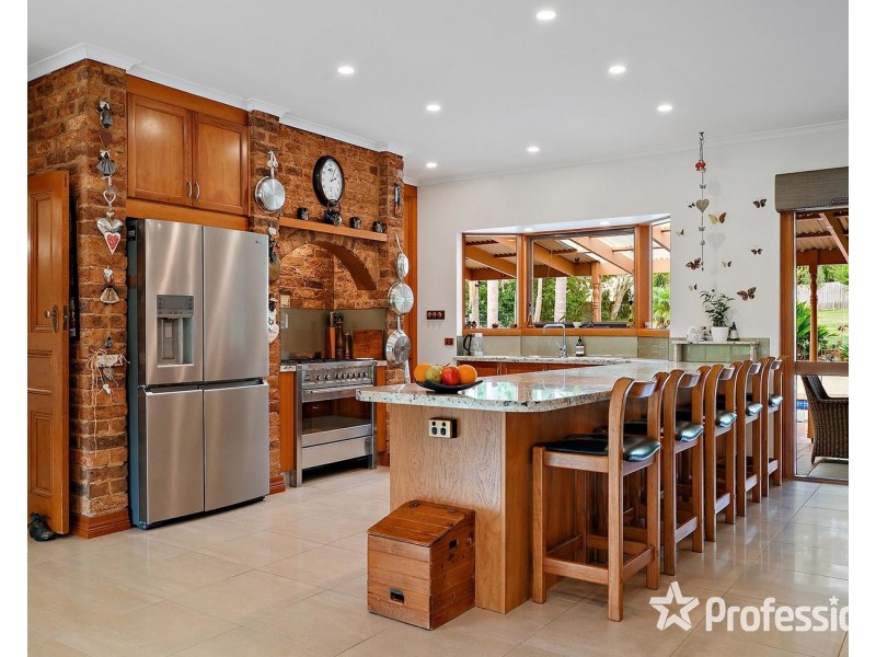 5 Tasman Court, Montrose VIC 3765