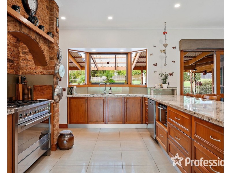 5 Tasman Court, Montrose VIC 3765