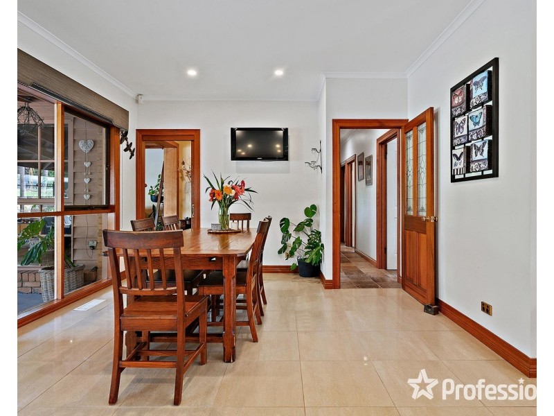 5 Tasman Court, Montrose VIC 3765