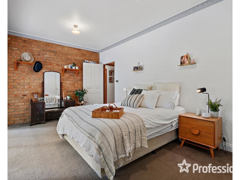 5 Tasman Court, Montrose VIC 3765