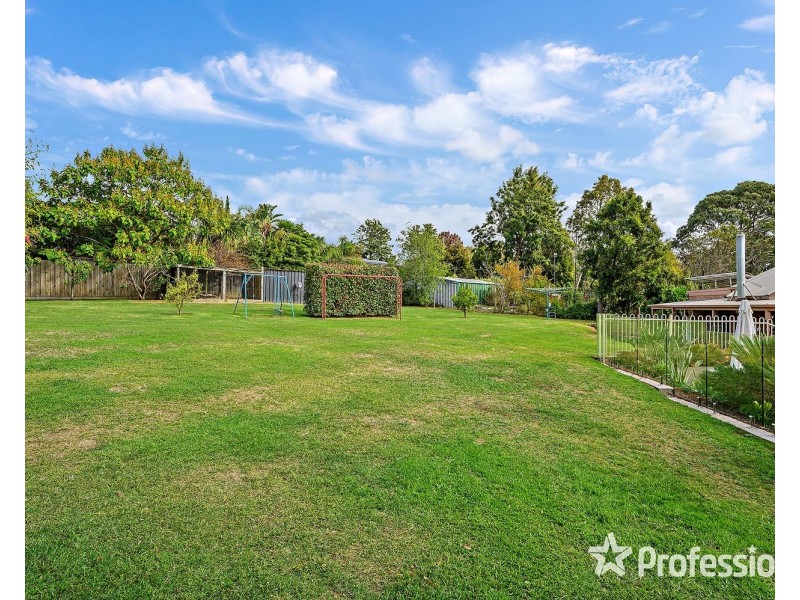 5 Tasman Court, Montrose VIC 3765