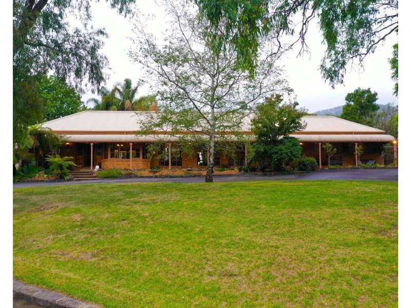 5 Tasman Court, Montrose VIC 3765
