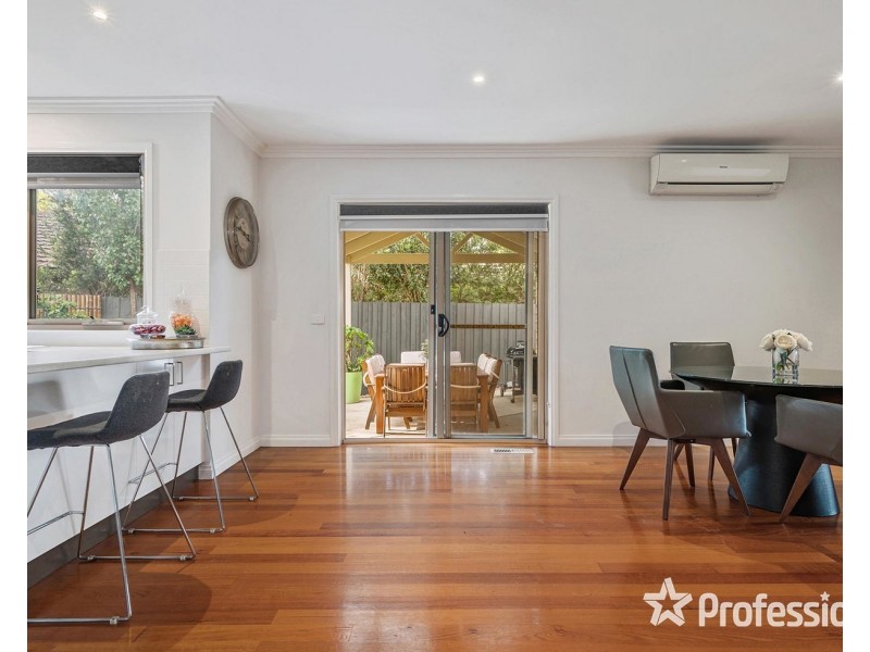 3 Saxon Drive, Mooroolbark VIC 3138
