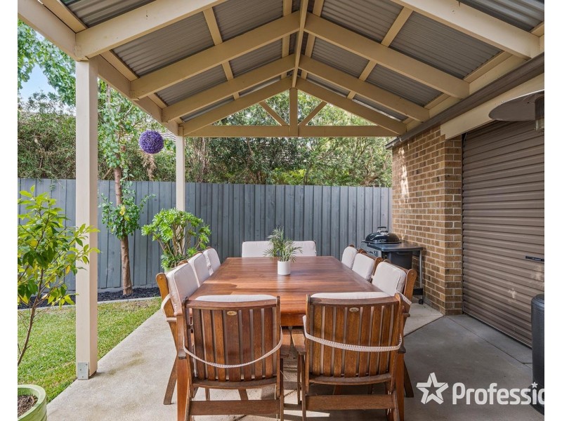 3 Saxon Drive, Mooroolbark VIC 3138