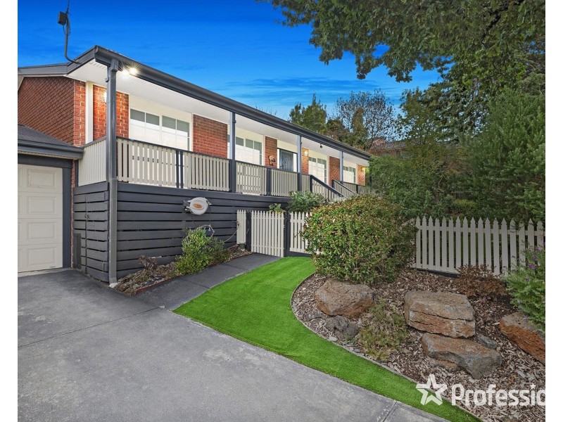 10 Stuart Road, Lilydale VIC 3140