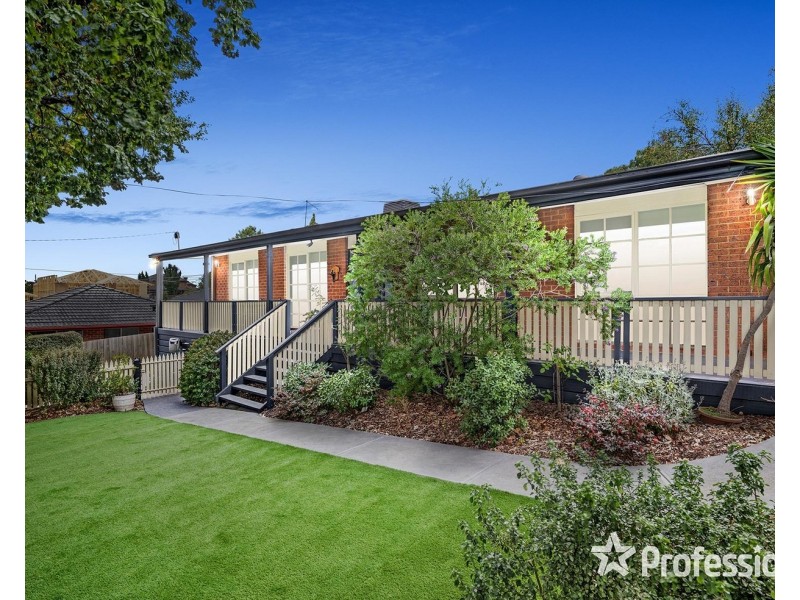 10 Stuart Road, Lilydale VIC 3140