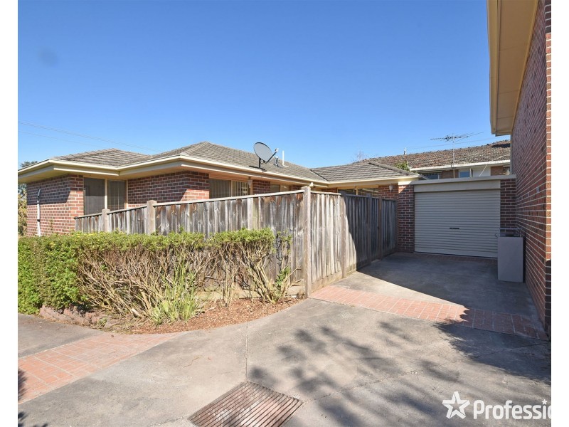 1/27 Winyard Drive, Mooroolbark VIC 3138