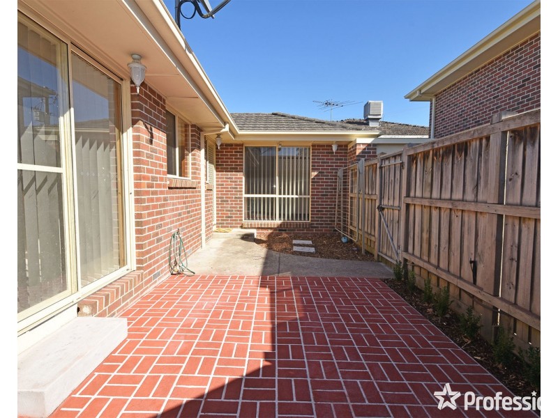 1/27 Winyard Drive, Mooroolbark VIC 3138