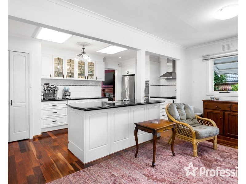 12 Primrose Road, Croydon North VIC 3136