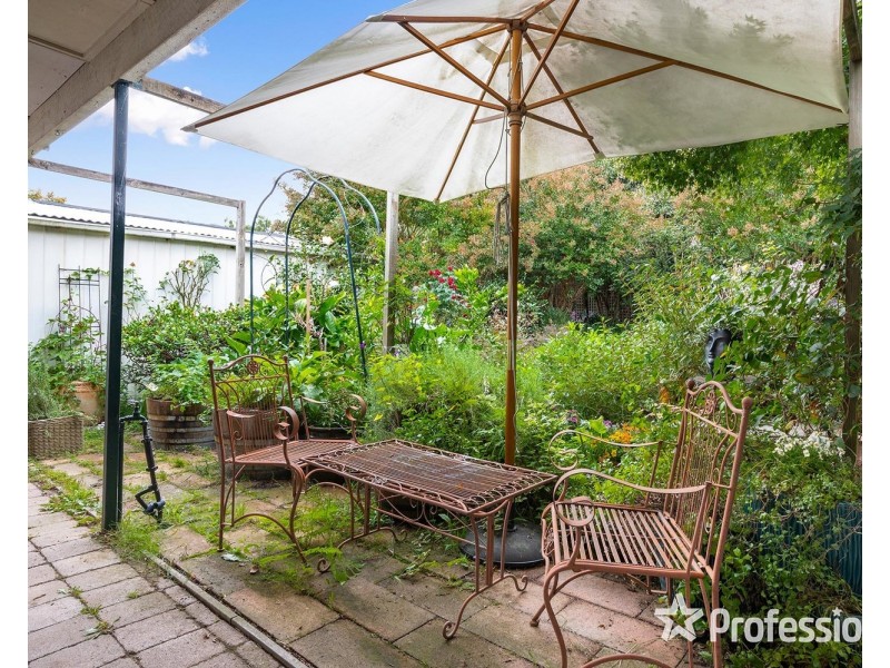 12 Primrose Road, Croydon North VIC 3136