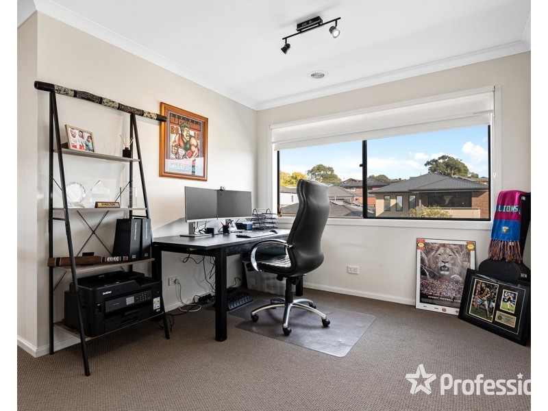 1 Caddie Crescent, Chirnside Park VIC 3116