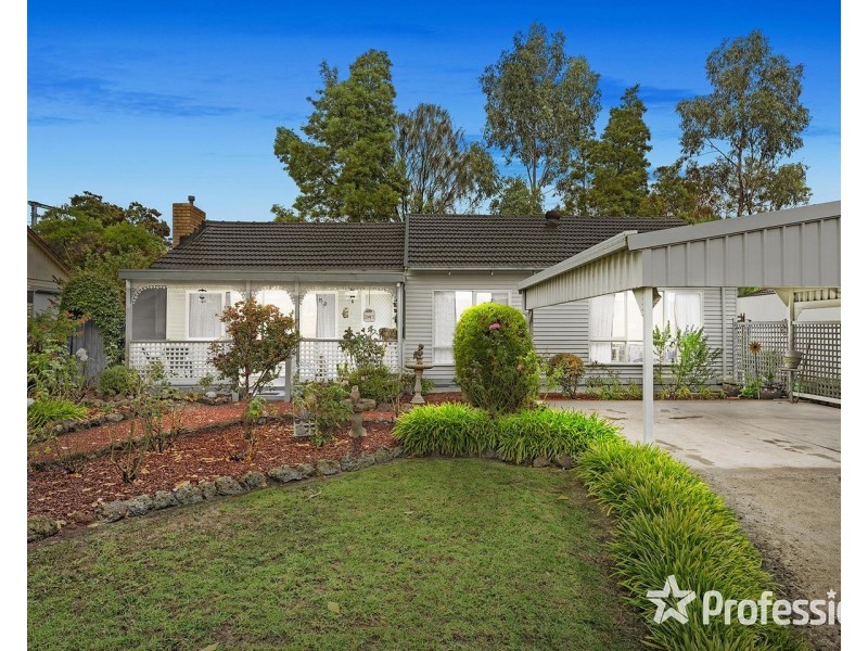 12 Morelle Court, Mooroolbark VIC 3138