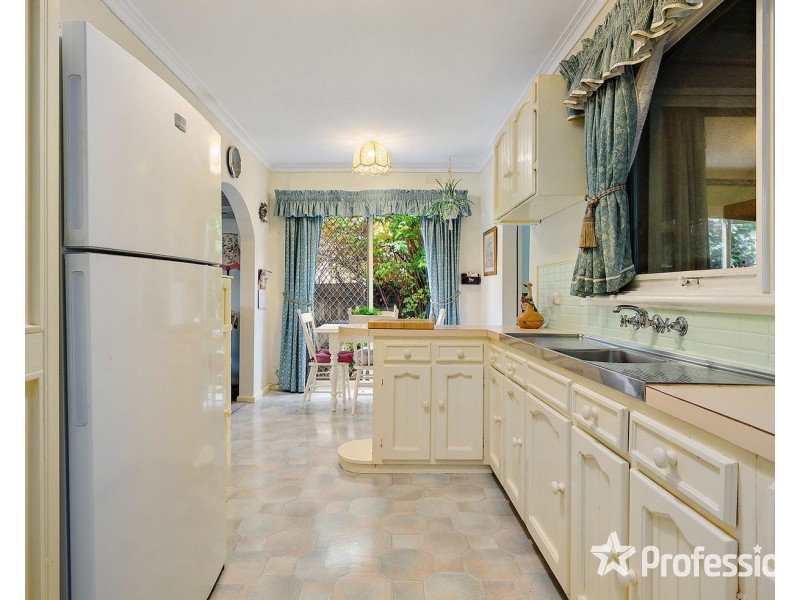 12 Morelle Court, Mooroolbark VIC 3138
