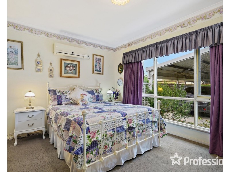 12 Morelle Court, Mooroolbark VIC 3138