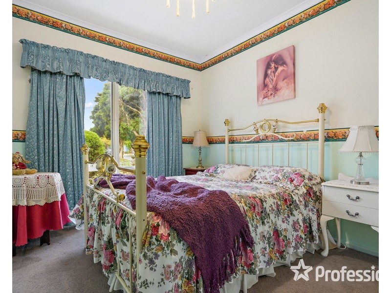 12 Morelle Court, Mooroolbark VIC 3138
