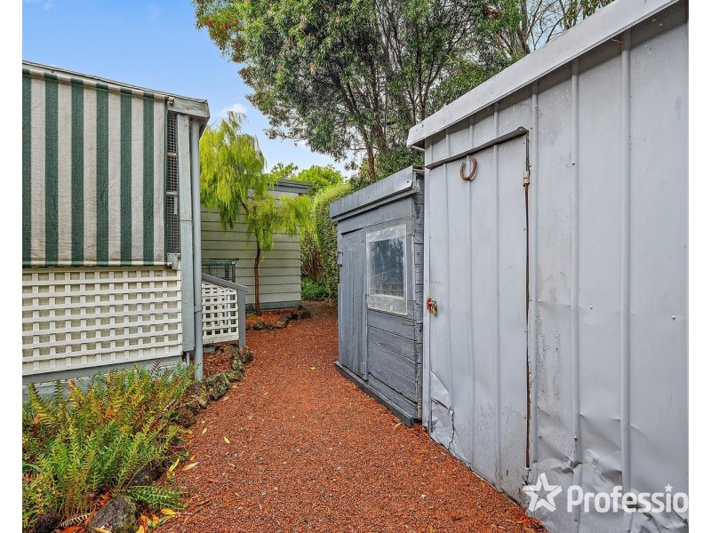 12 Morelle Court, Mooroolbark VIC 3138