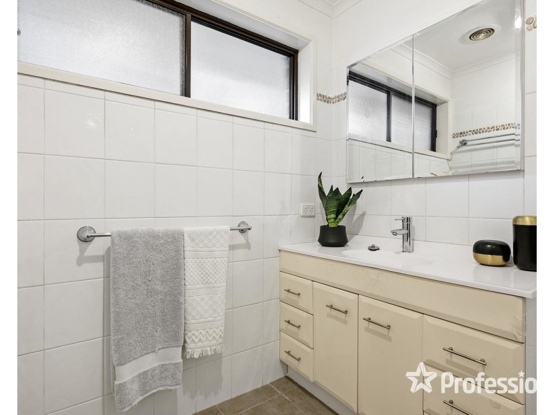 38 Morokai Grove, Lilydale VIC 3140