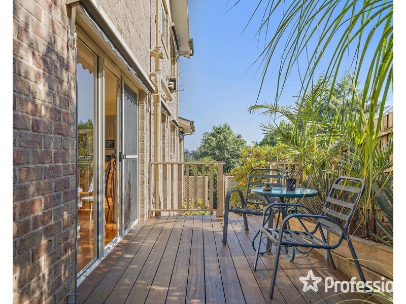 6 Kylie Close, Mooroolbark VIC 3138