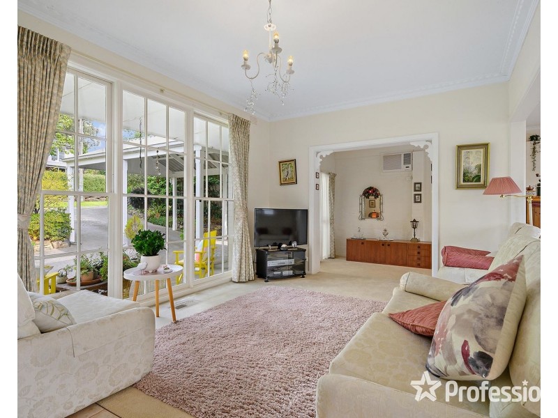 28 Glen Dhu Road, Kilsyth VIC 3137