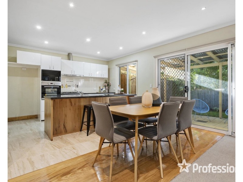 3/6 Haig Street, Croydon VIC 3136