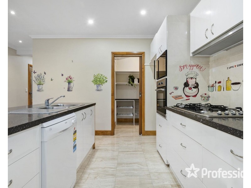 3/6 Haig Street, Croydon VIC 3136