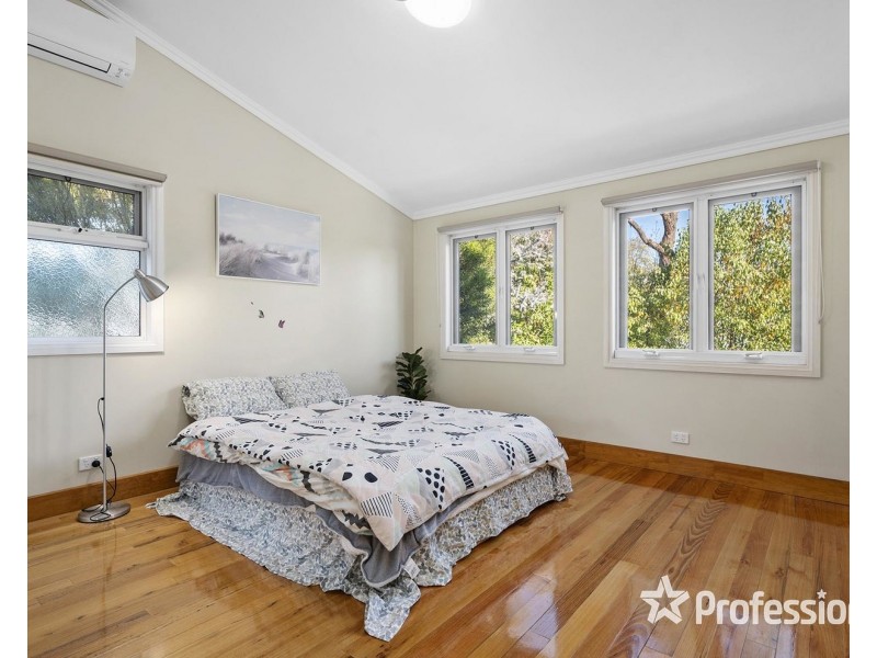 3/6 Haig Street, Croydon VIC 3136