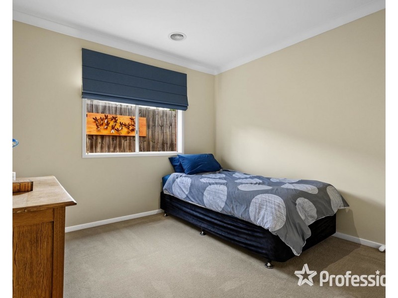 35 Pacific Drive, Mooroolbark VIC 3138