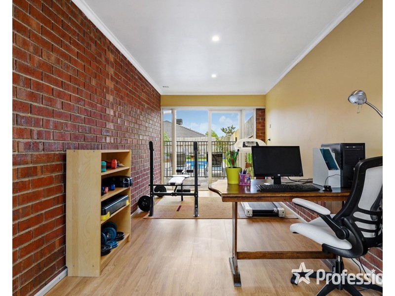 35 Pacific Drive, Mooroolbark VIC 3138