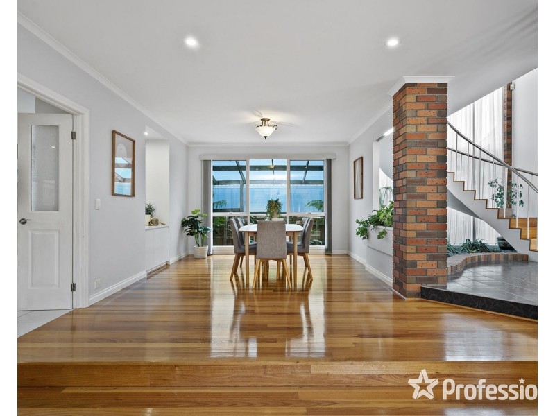 73 Partridge Way, Mooroolbark VIC 3138