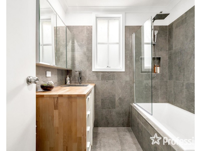 120 Monbulk Road, Mount Evelyn VIC 3796