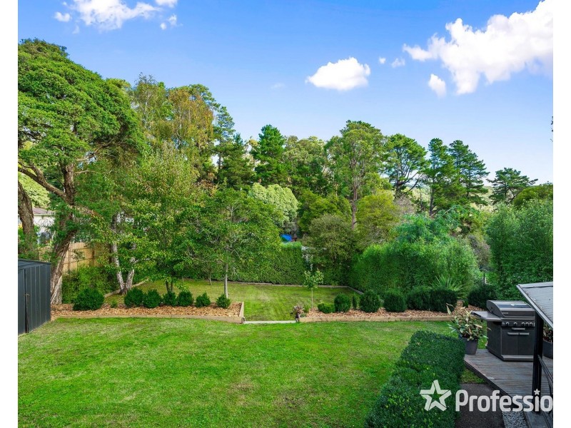 120 Monbulk Road, Mount Evelyn VIC 3796