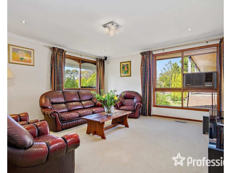 2 Menzies Crescent, Ringwood North VIC 3134