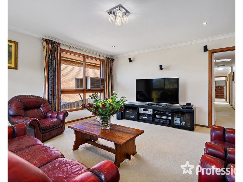 2 Menzies Crescent, Ringwood North VIC 3134