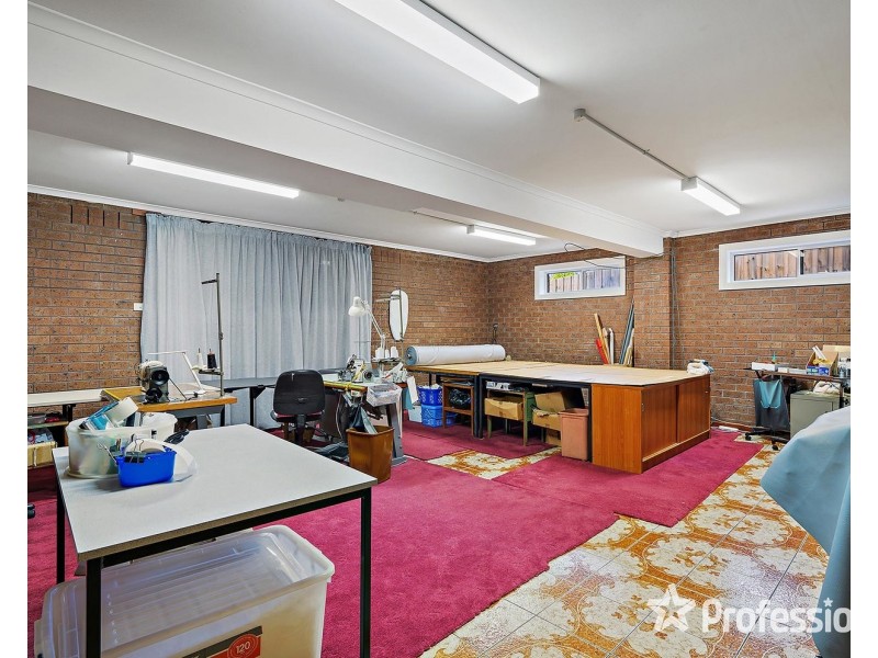 2 Menzies Crescent, Ringwood North VIC 3134