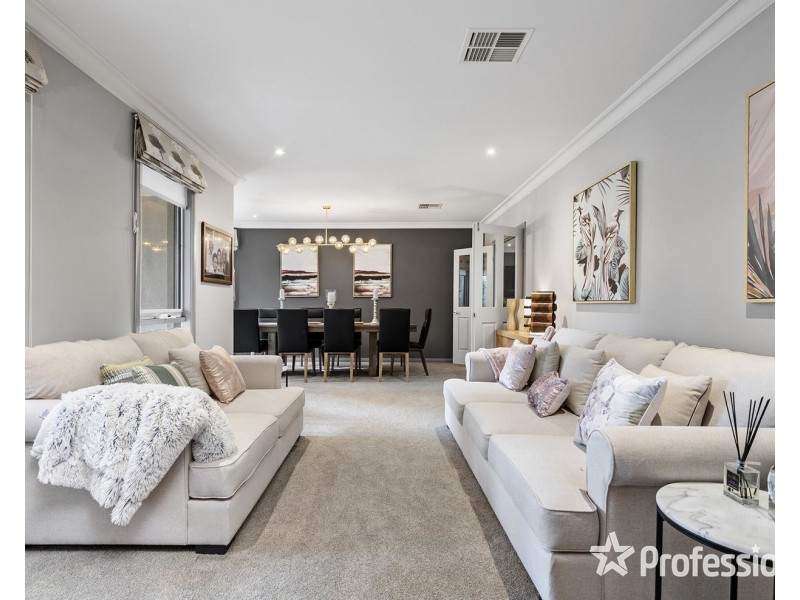 15 Harrison Road, Montrose VIC 3765