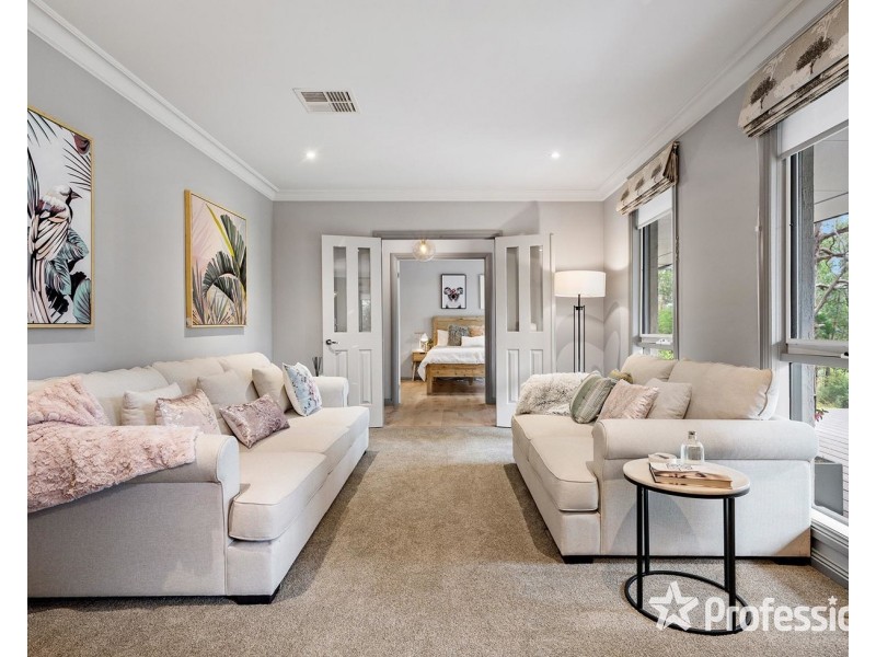 15 Harrison Road, Montrose VIC 3765