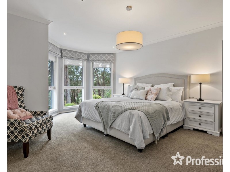 15 Harrison Road, Montrose VIC 3765