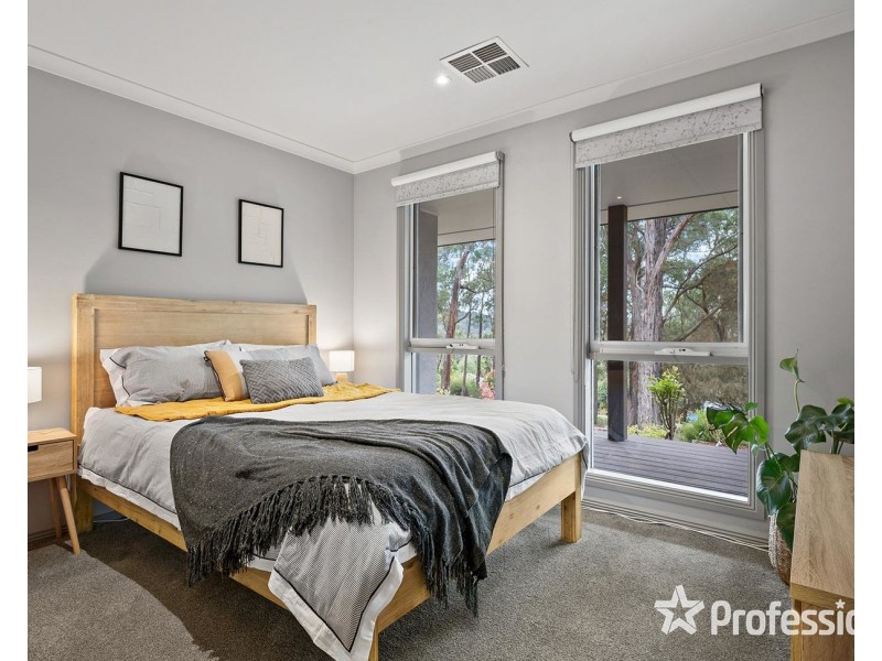 15 Harrison Road, Montrose VIC 3765