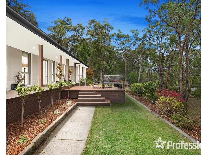 15 Harrison Road, Montrose VIC 3765