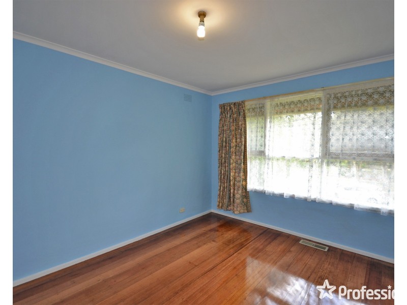 72 Croydondale Drive, Mooroolbark VIC 3138