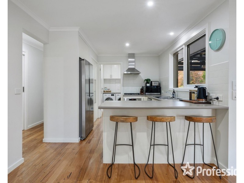27 Bailey Road, Mount Evelyn VIC 3796