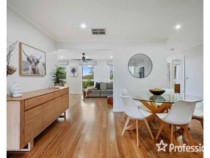 27 Bailey Road, Mount Evelyn VIC 3796