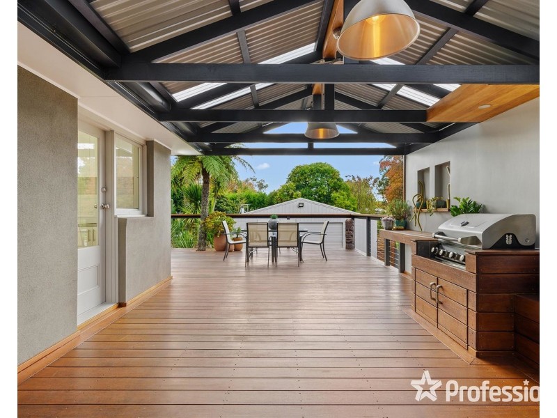 27 Bailey Road, Mount Evelyn VIC 3796