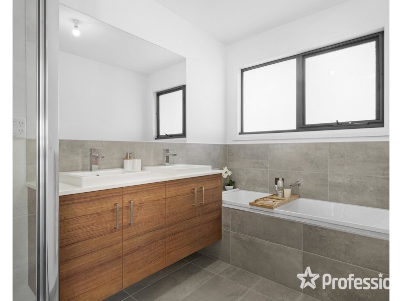 1/23 Rouke Street, Lilydale VIC 3140