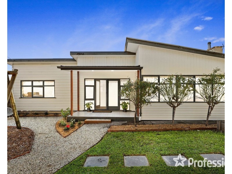 4 Tennyson Avenue, Kilsyth VIC 3137