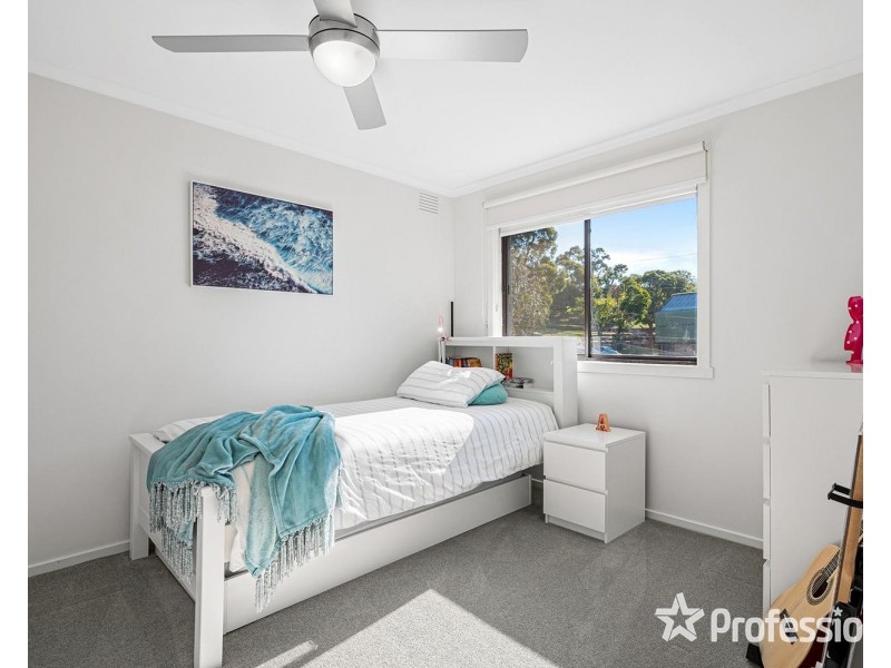 52 Ross Pincott Drive, Mooroolbark VIC 3138