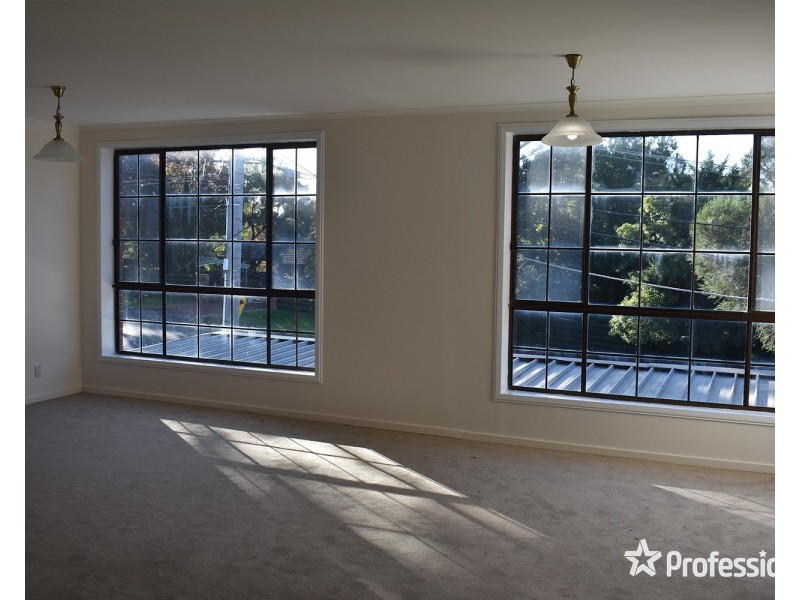 13 Colman Road, Warranwood VIC 3134